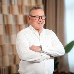 Porträt von Rudolf Dierl, Inhaber der maxXse Versicherungsmakler Nürnberg.